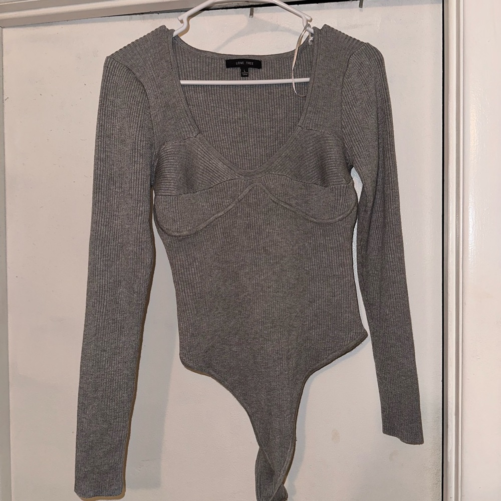 Love Tree Gray Sweetheart Neckline Bodysuit Never Worn